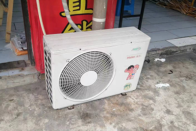 莫力达空调突然不制冷只吹自然风怎么办？